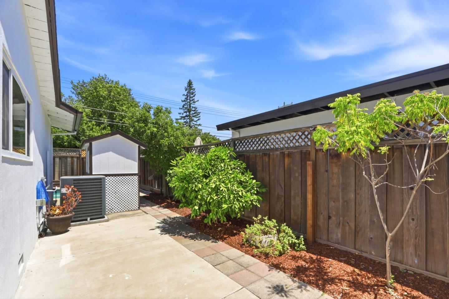 Property photo 43
