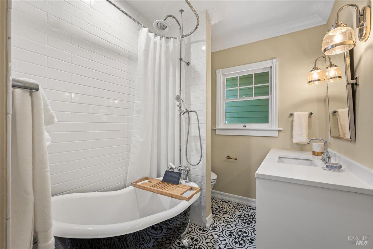 Property photo 32
