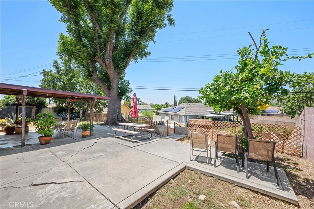 Property photo 35