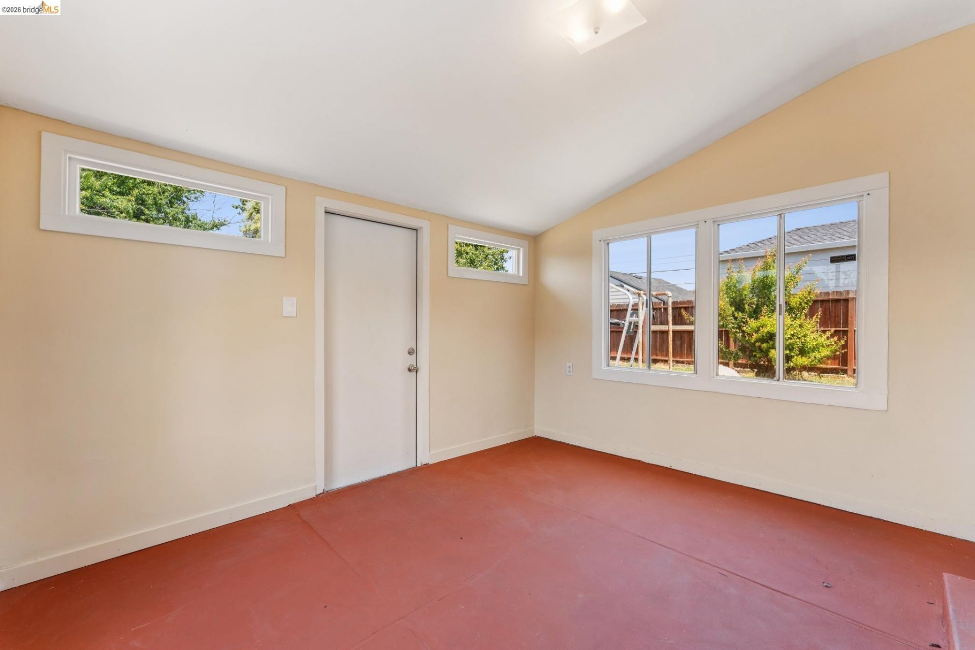 Property photo 32