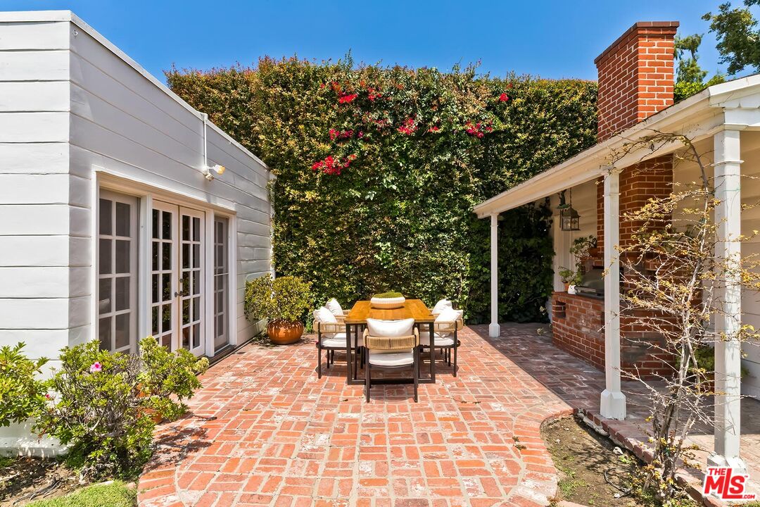 Property photo 37