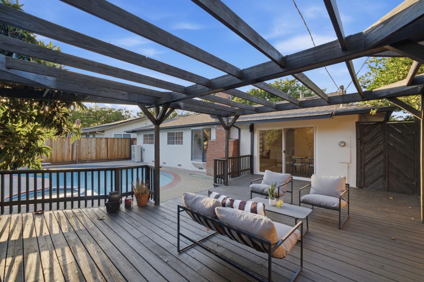 Property photo 32