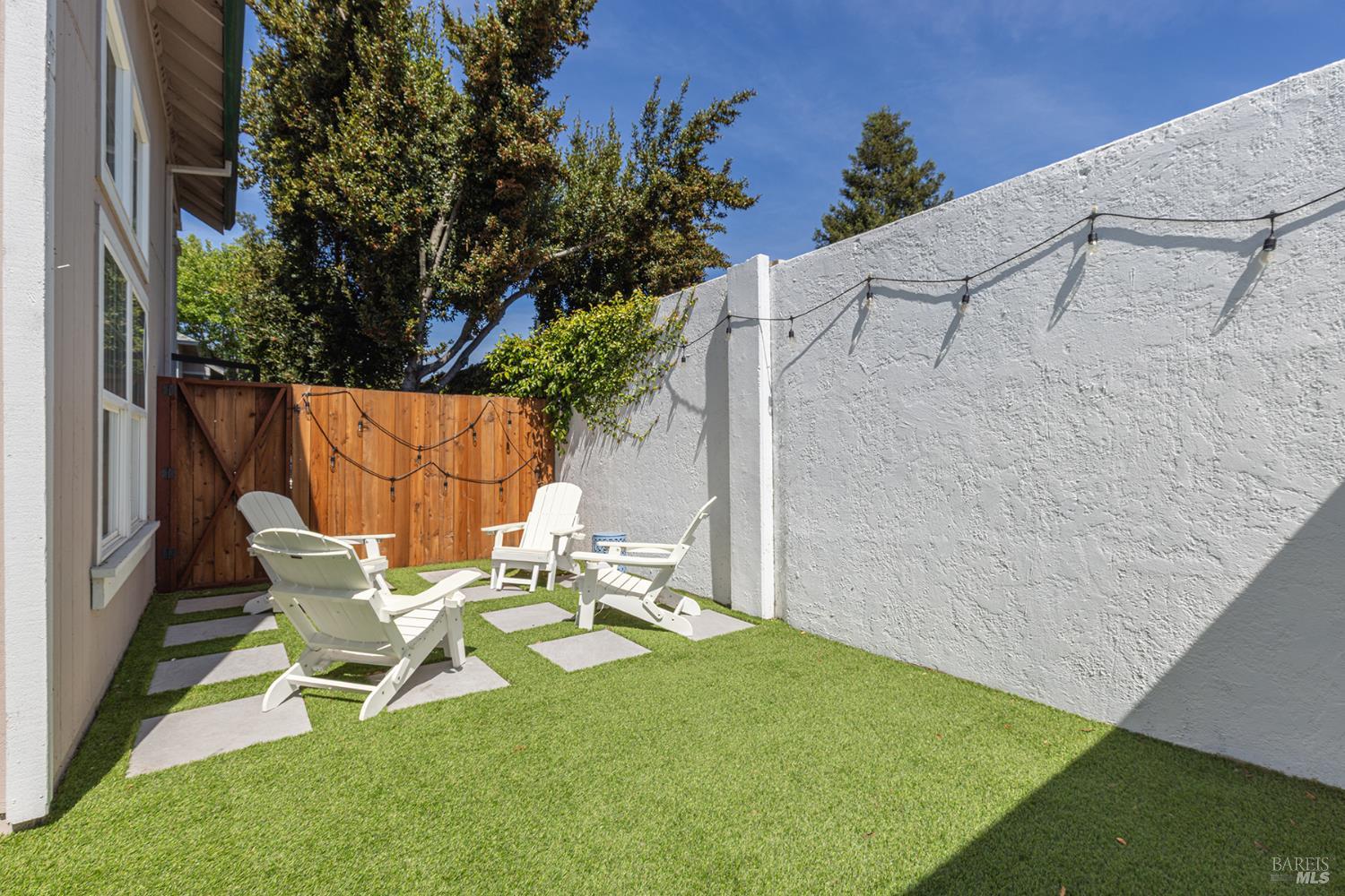 Property photo 32