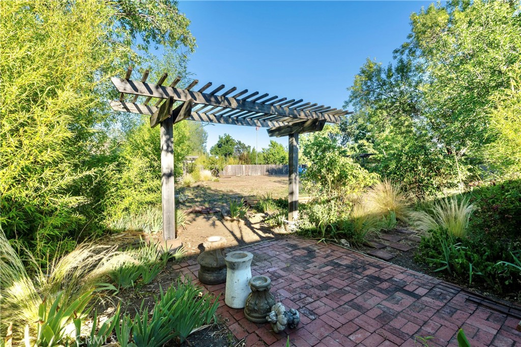 Property photo 25