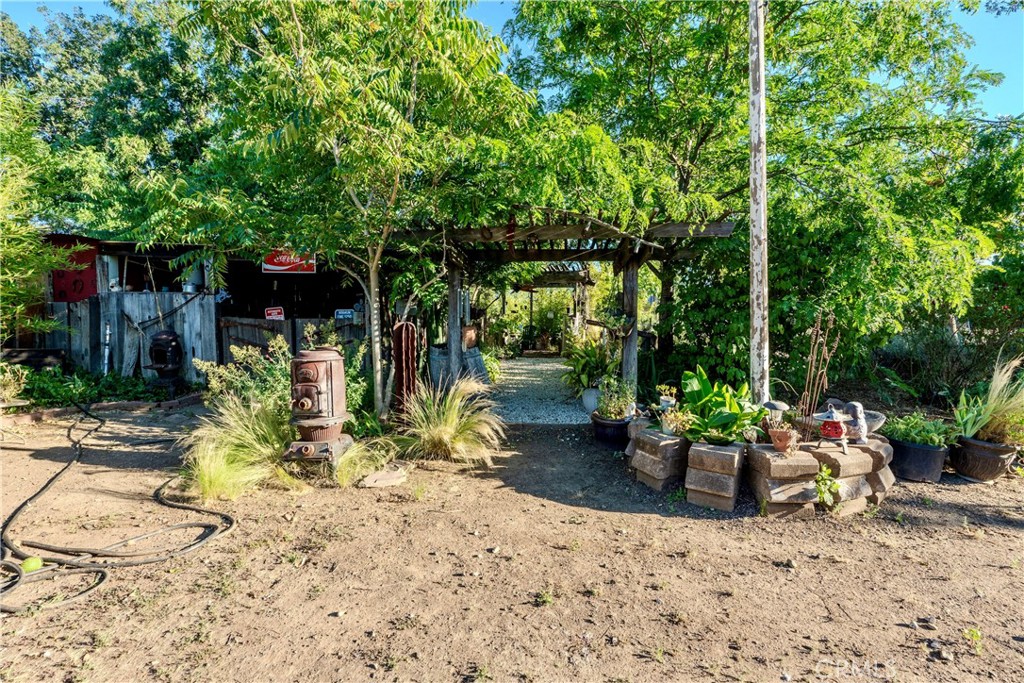 Property photo 28