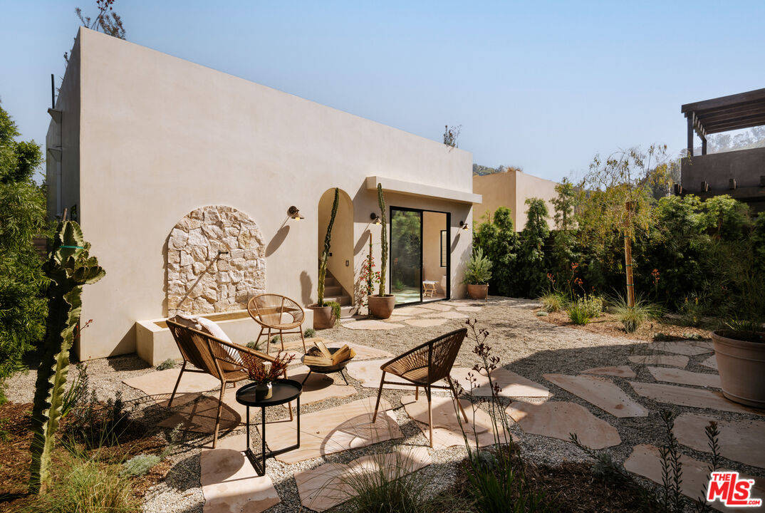 Property photo 32