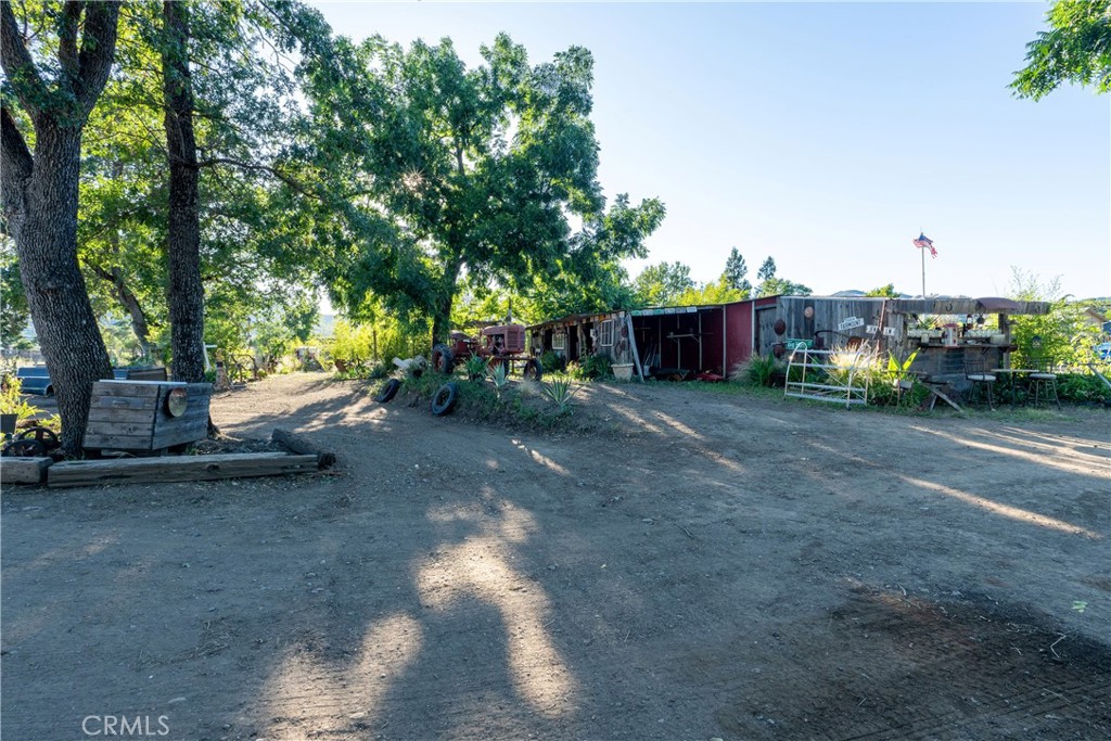 Property photo 33