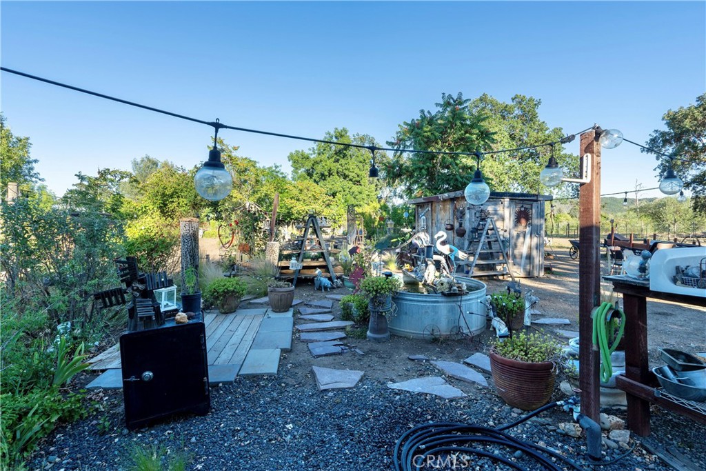Property photo 35
