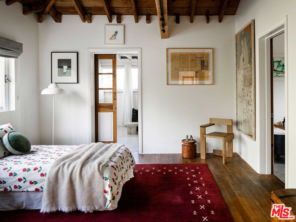Property photo 32