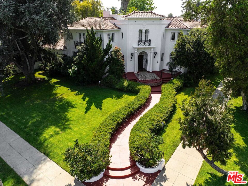 Property photo 35