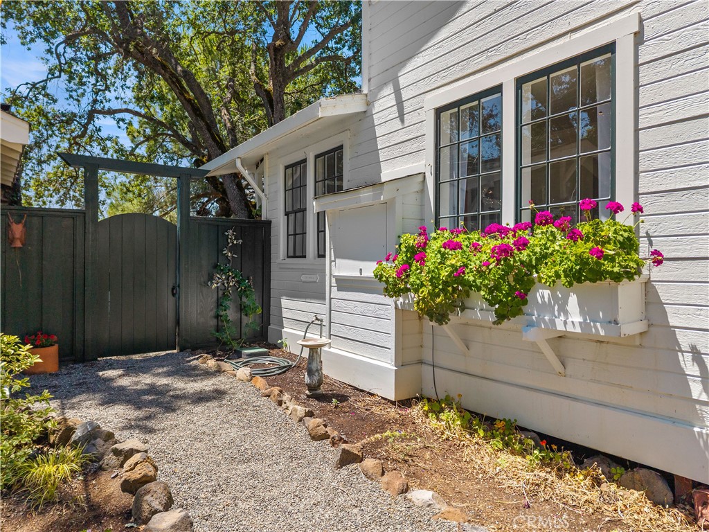 Property photo 36
