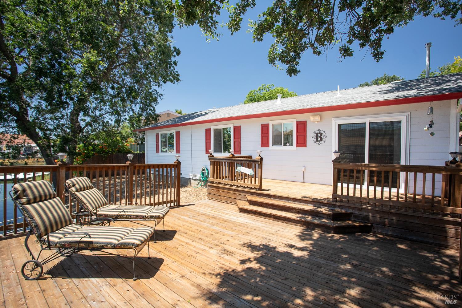 Property photo 28
