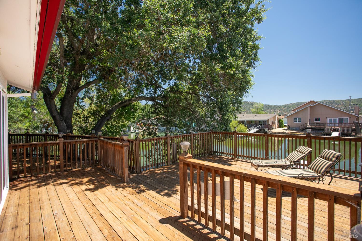 Property photo 32