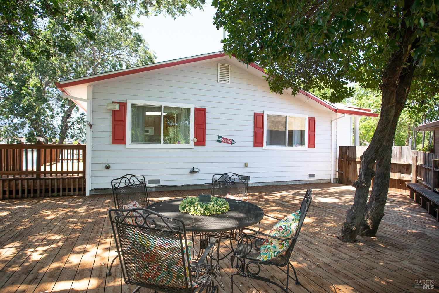 Property photo 37