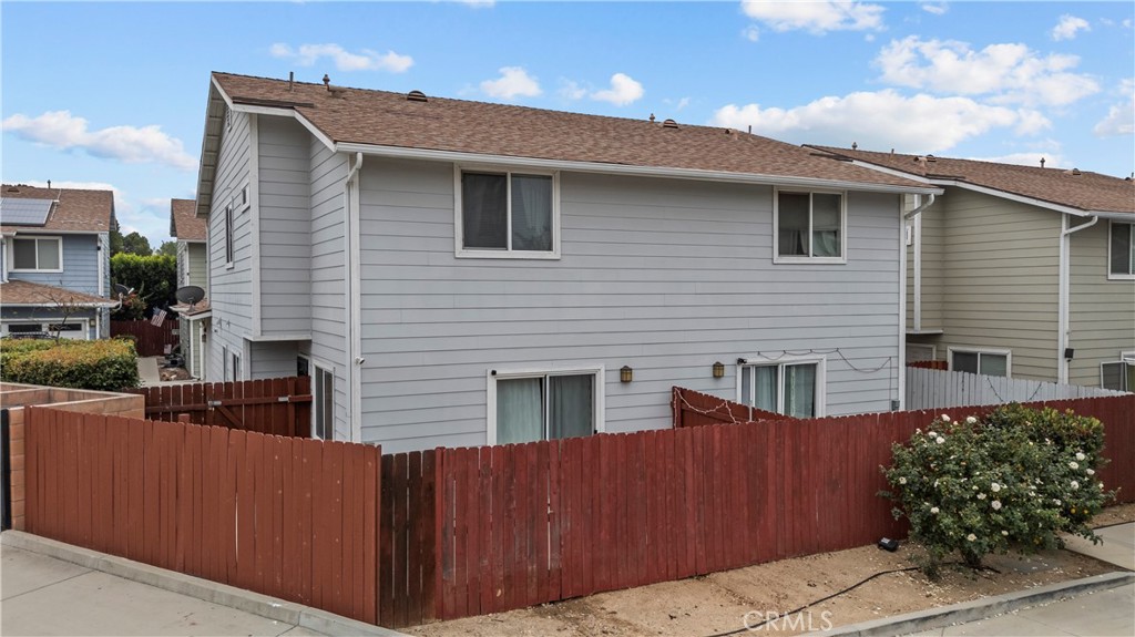 Property photo 44