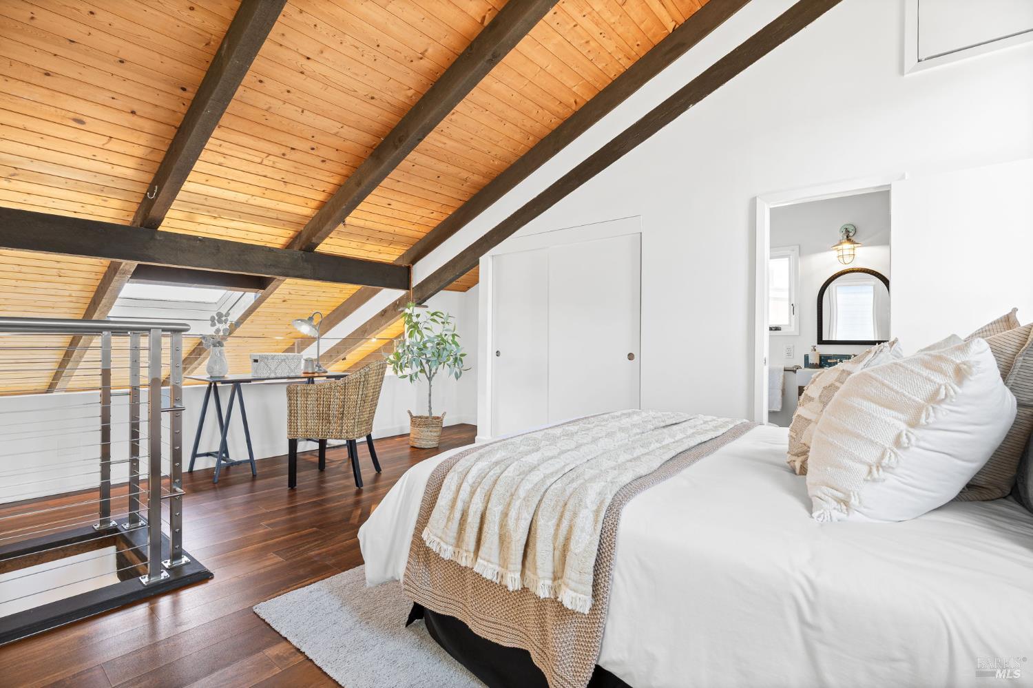 Property photo 36