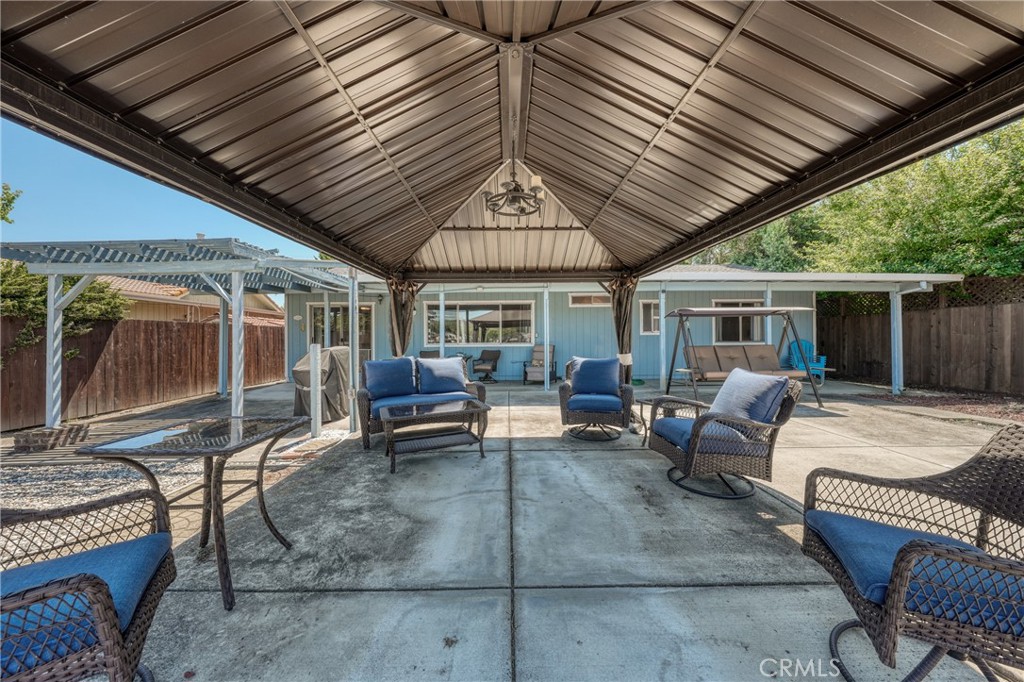Property photo 34