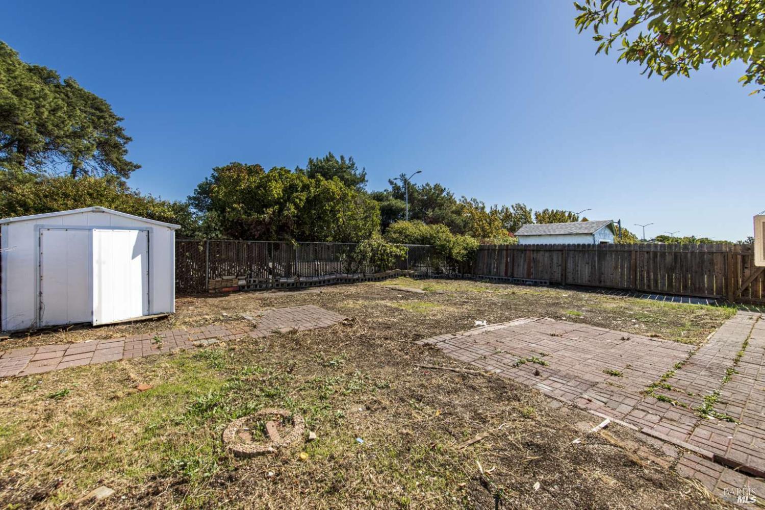 Property photo 25