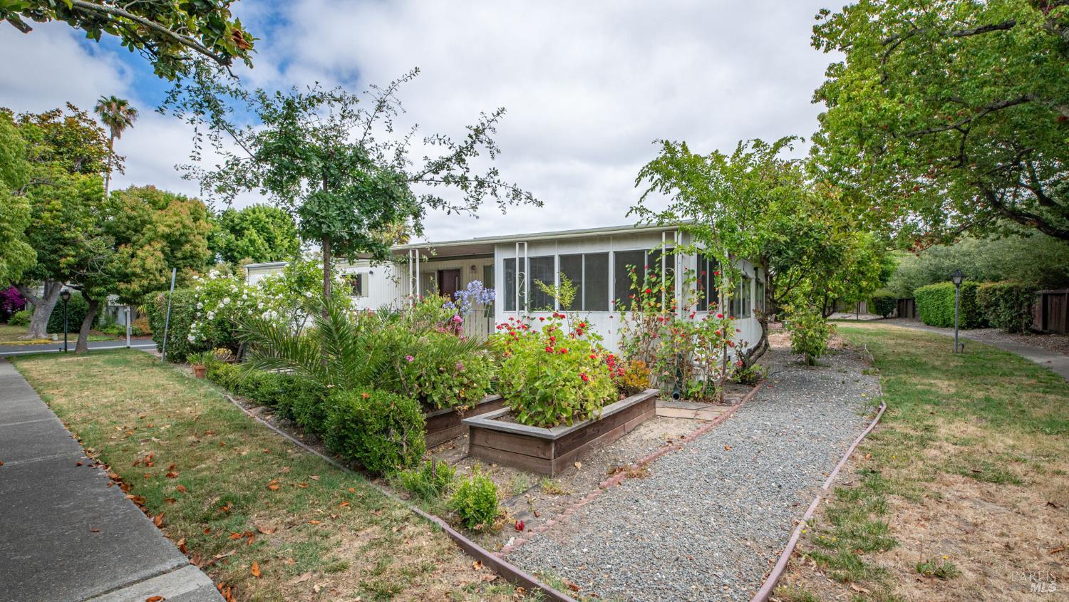 Property photo 42