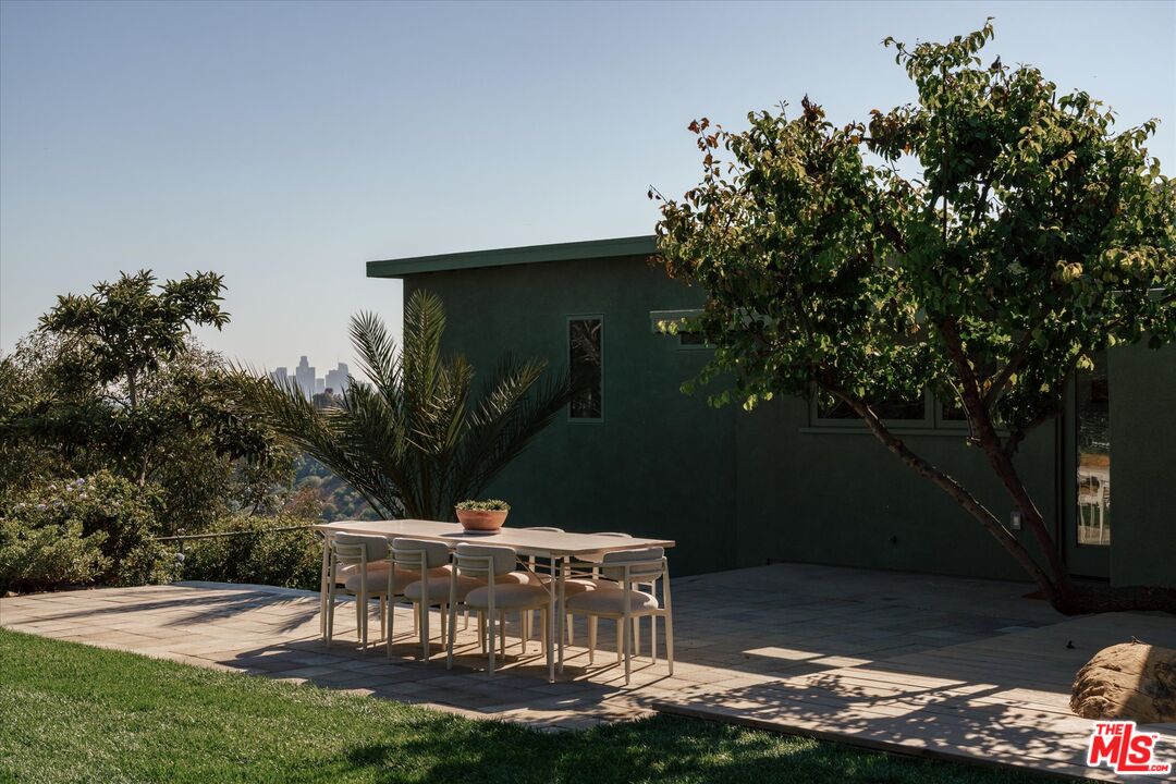 Property photo 44