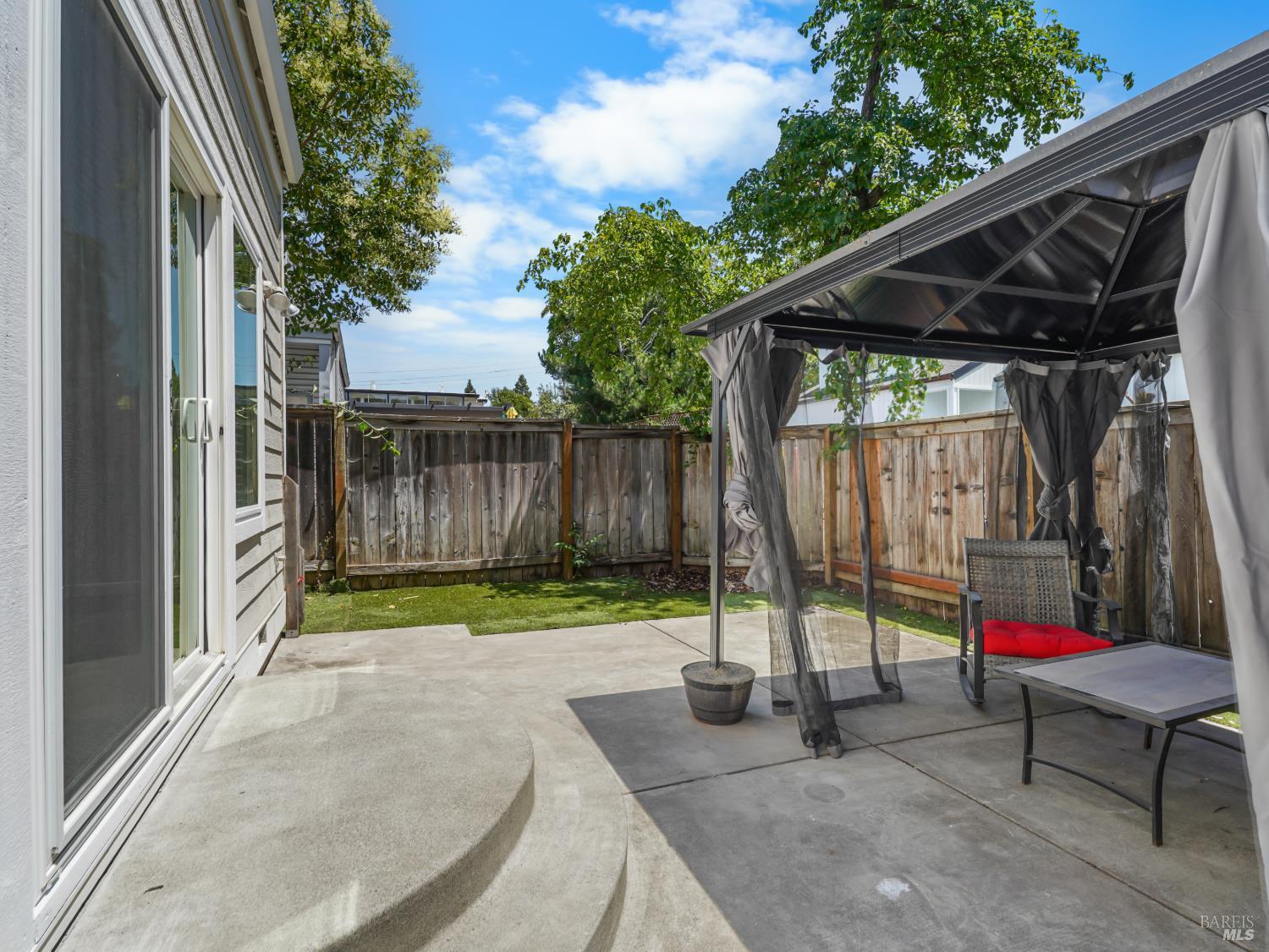Property photo 32