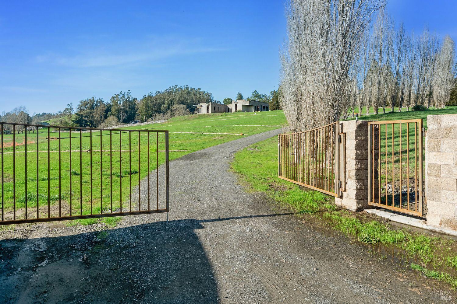 Property photo 31