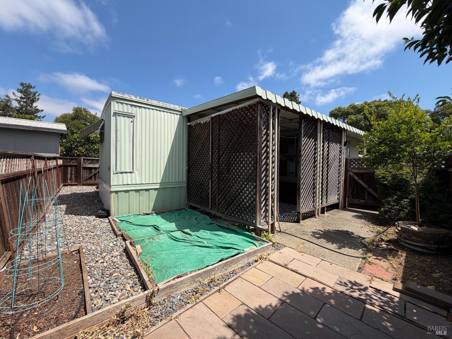 Property photo 25