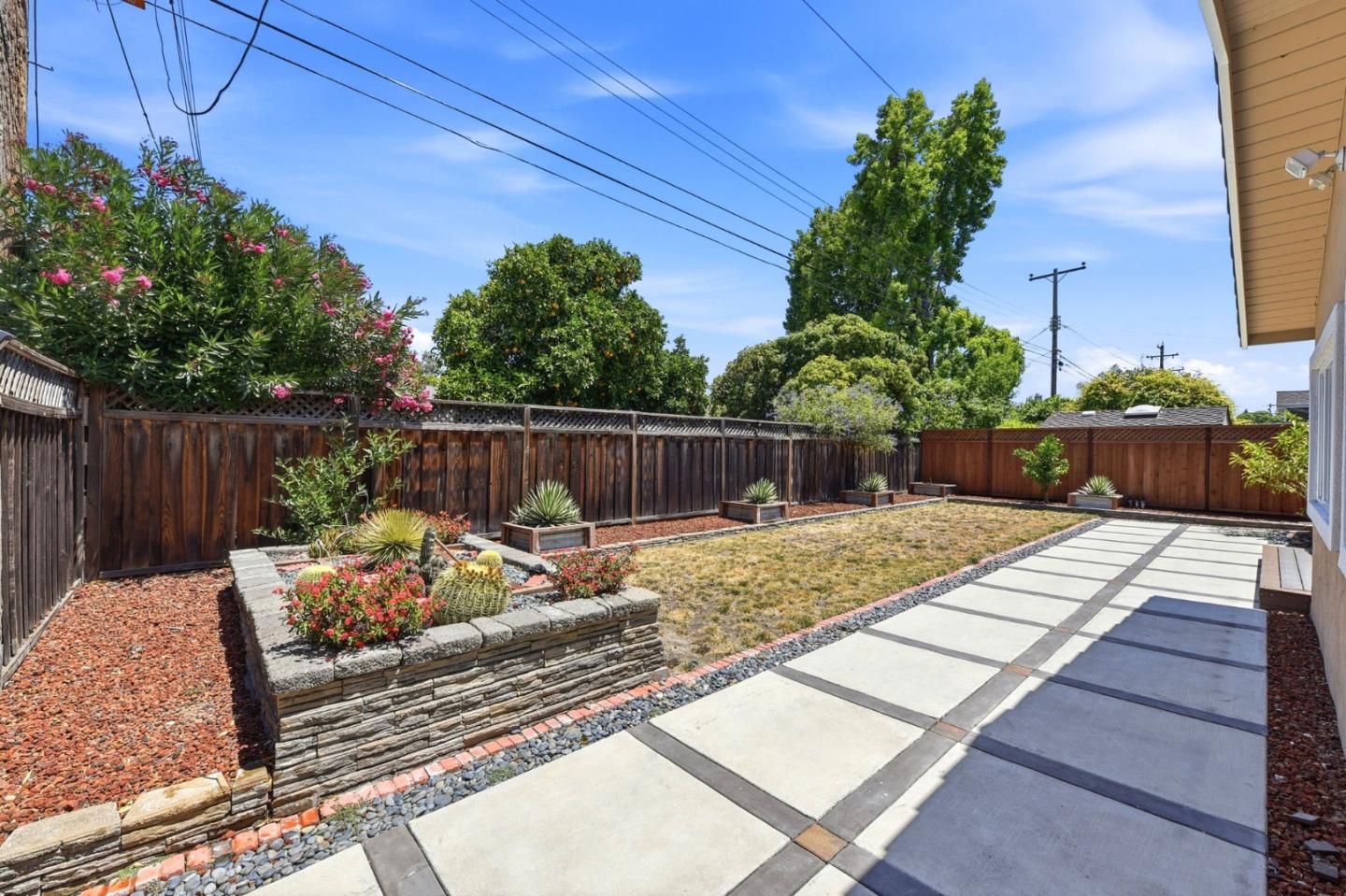 Property photo 36