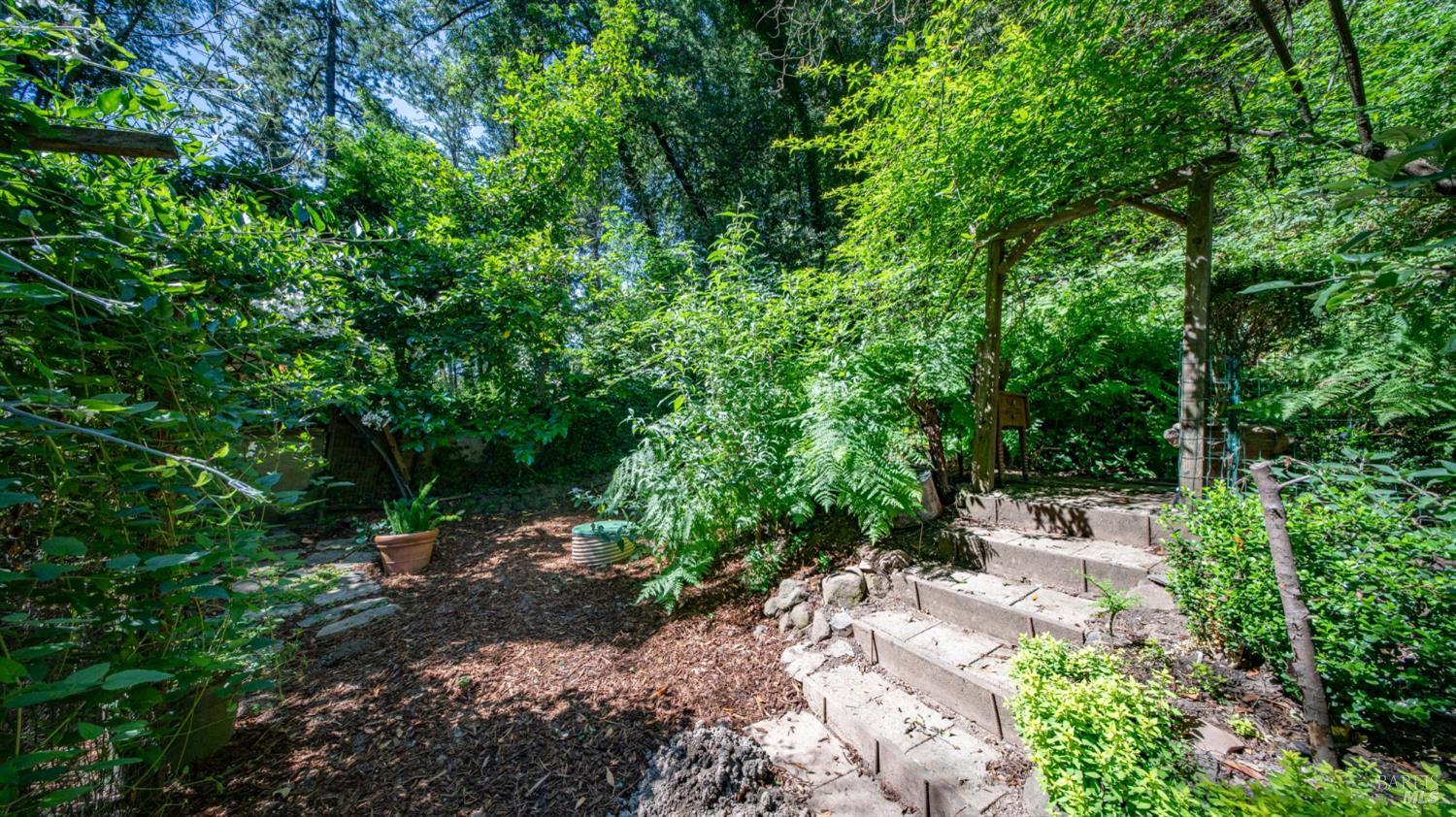 Property photo 37