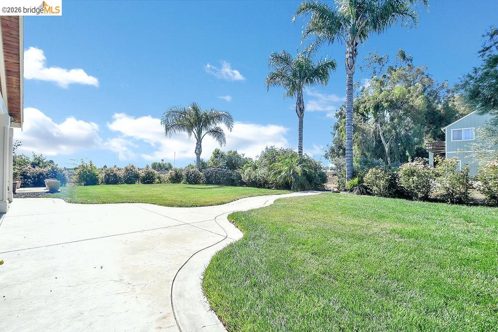 Property photo 35