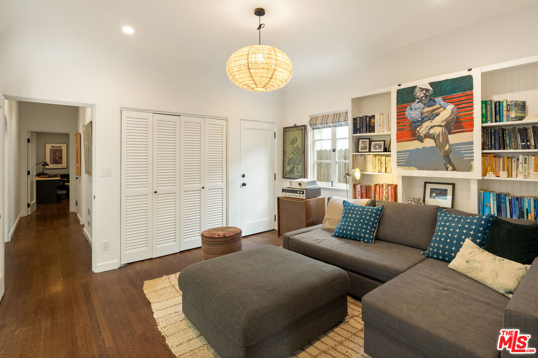 Property photo 31