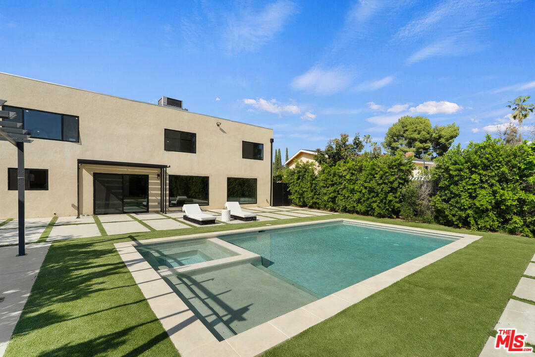 Property photo 30