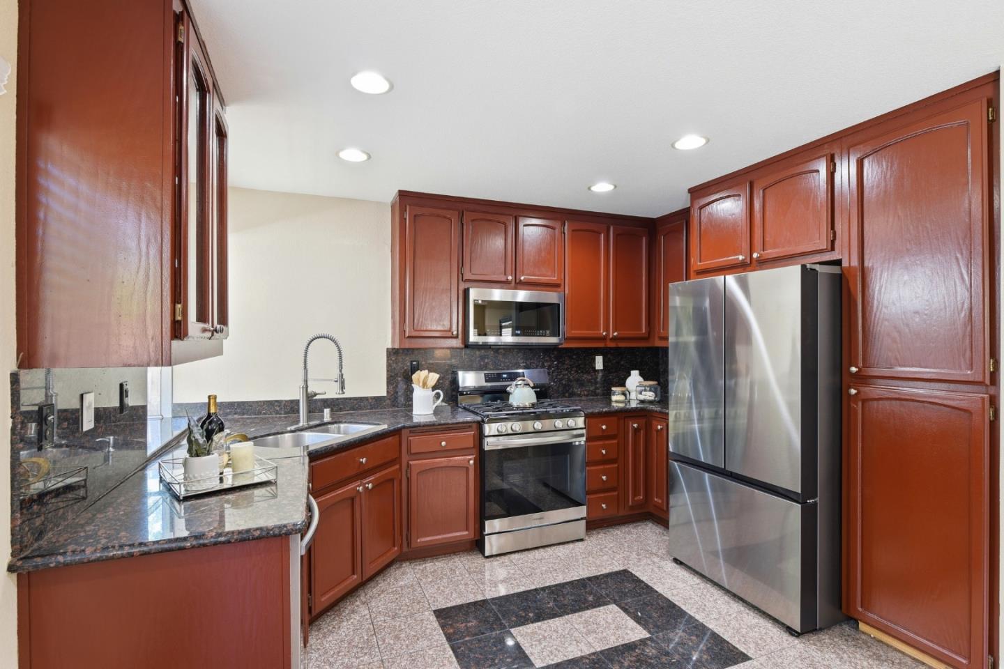 Property photo 23