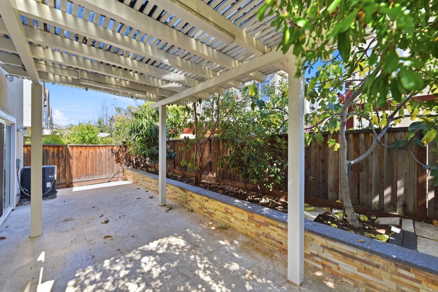 Property photo 37