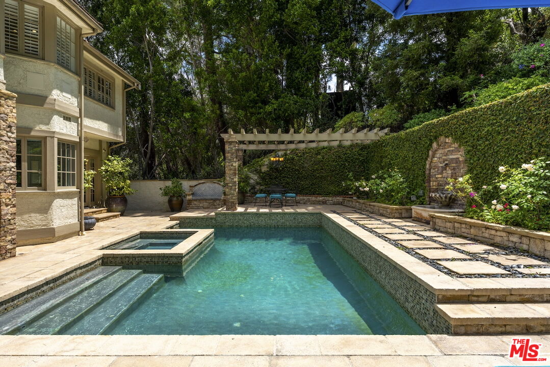 Property photo 46