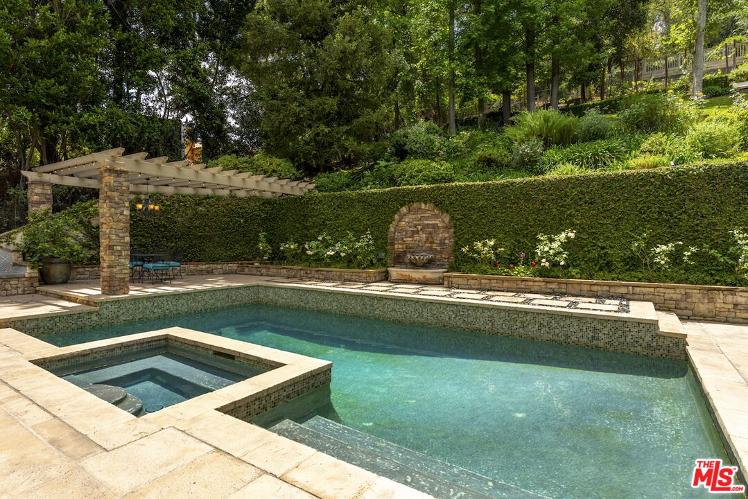 Property photo 47