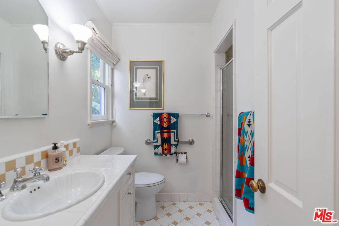 Property photo 24
