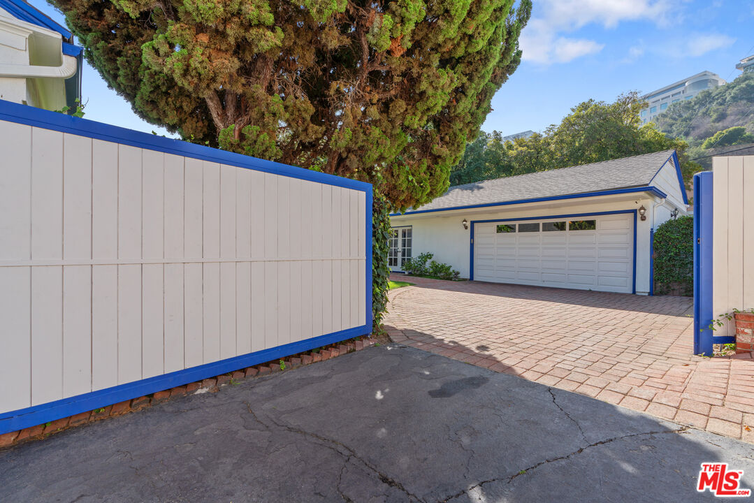 Property photo 42