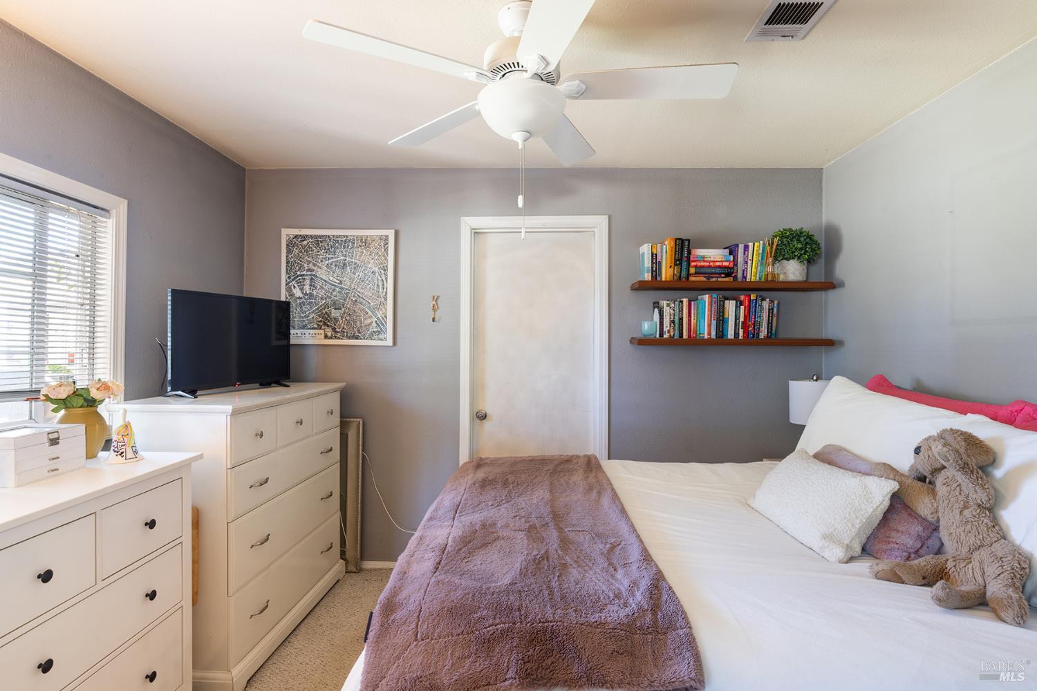 Property photo 28
