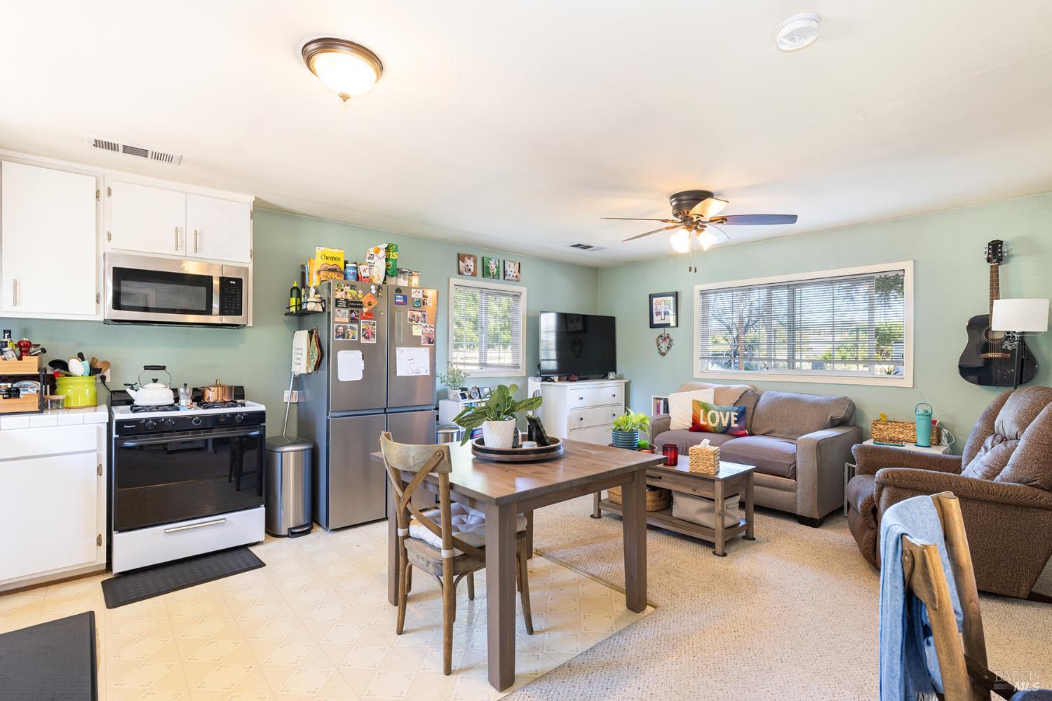 Property photo 31