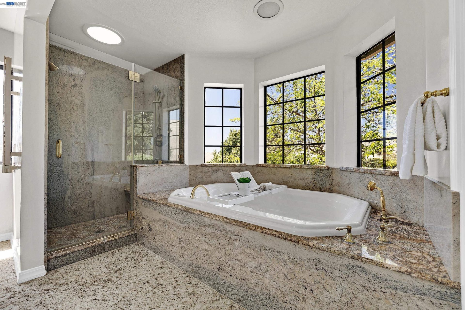 Property photo 43