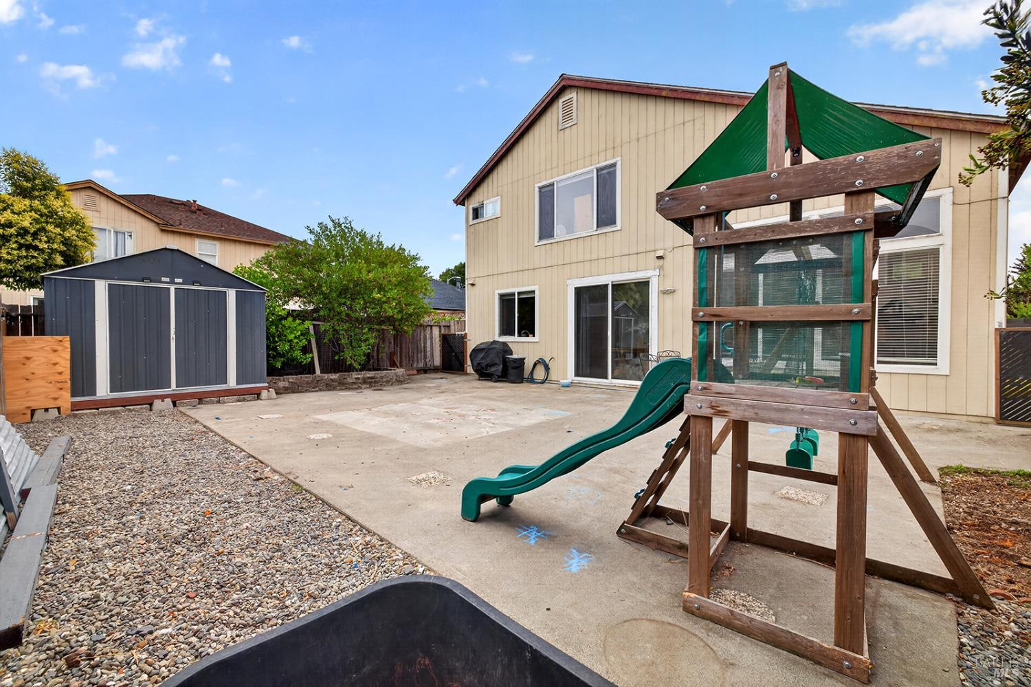 Property photo 37