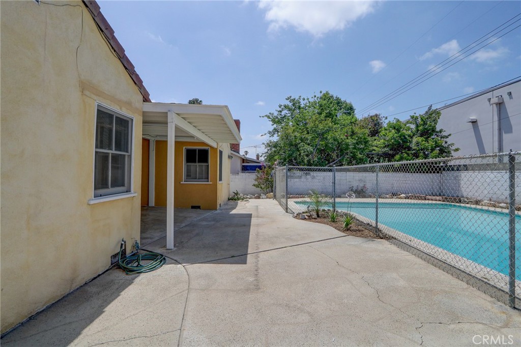 Property photo 38