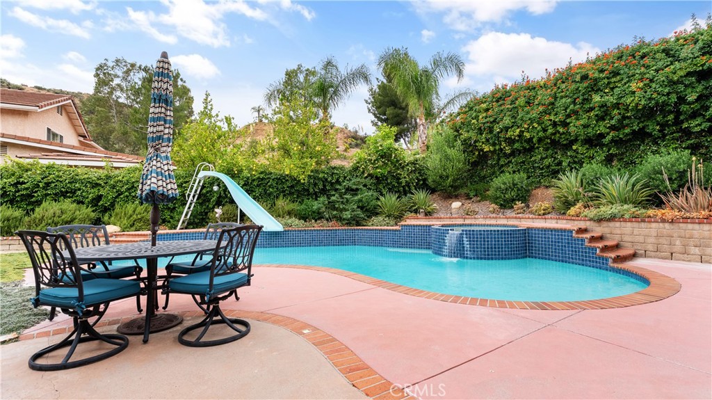 Property photo 37