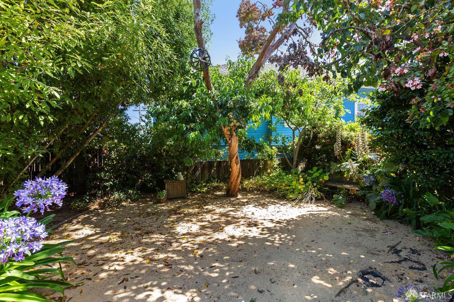 Property photo 42