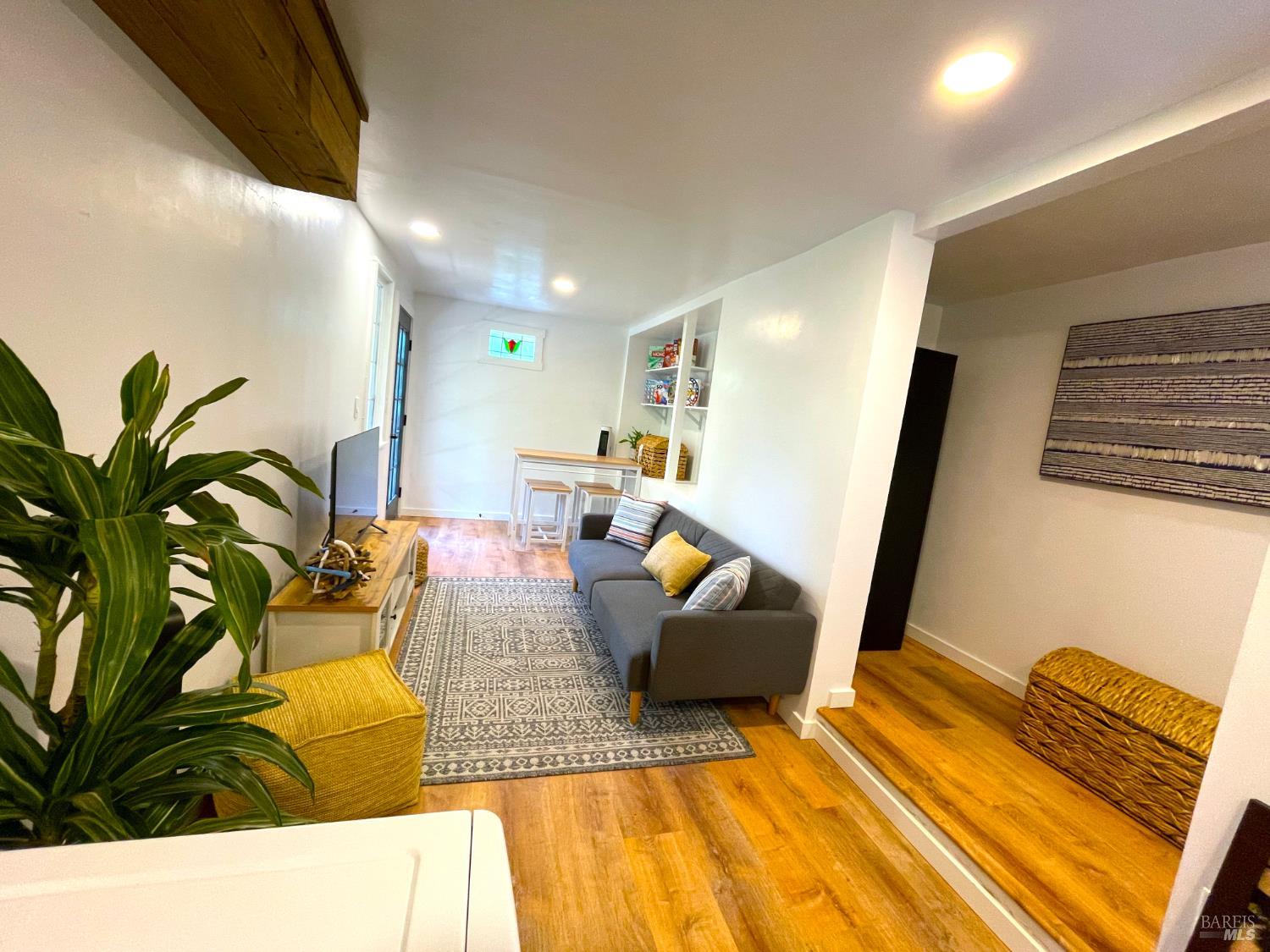 Property photo 44