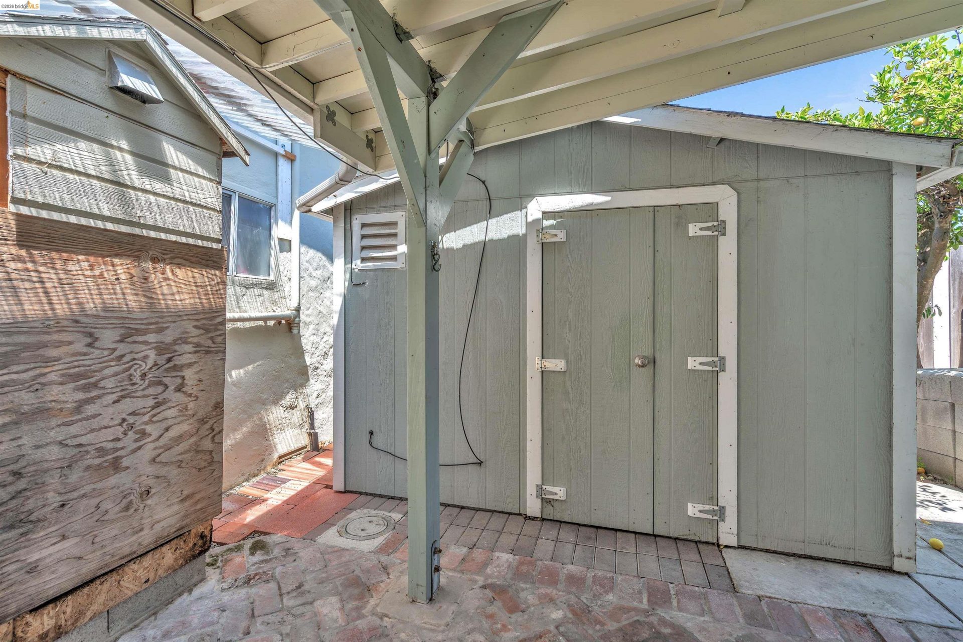Property photo 28