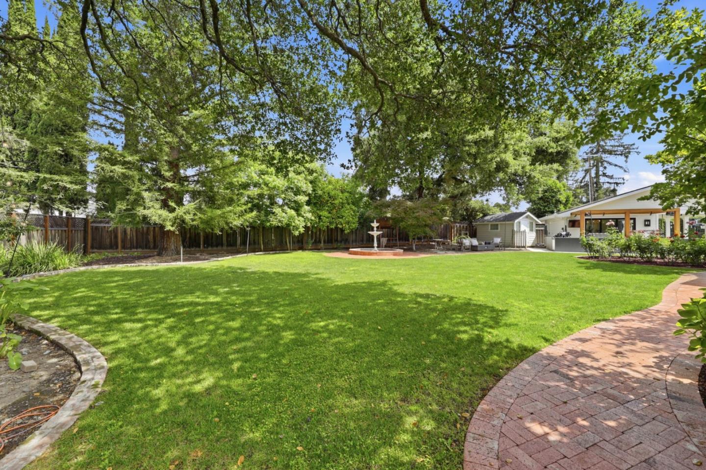 Property photo 32