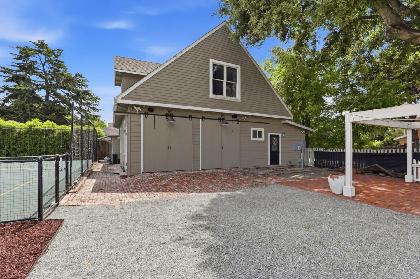 Property photo 44