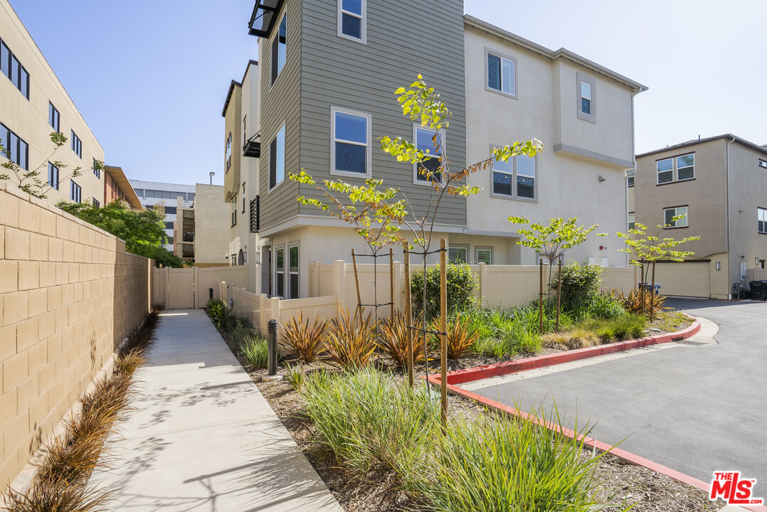 Property photo 38